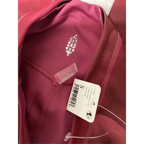 New. Free People raspberry leggings. Small. Retails $109 - Picture 14 of 14
